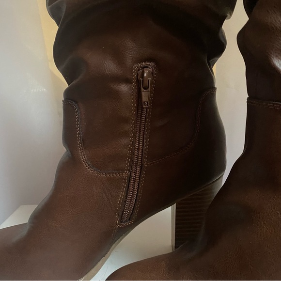 Brown Leather Ankle Boot Heels US 8 - Picture 2 of 6